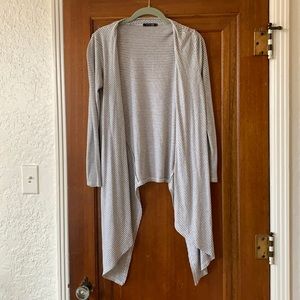 Grey and white open cardigan